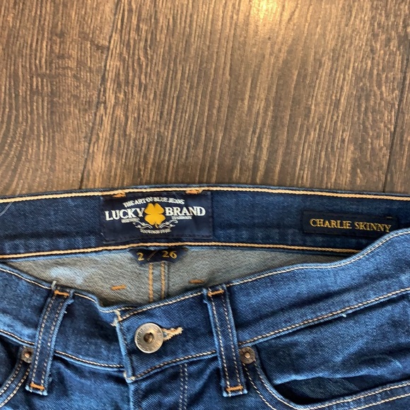 Lucky Brand skinny jeans. - Picture 2 of 4